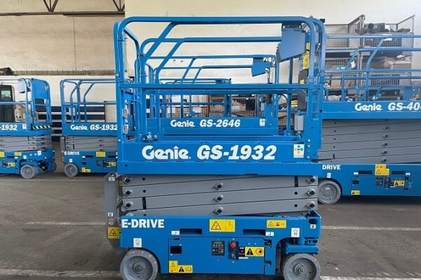 19ft Genie GS-1932 E-Drive in Slacks Creek