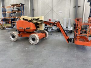 JLG 340AJ Knuckle Boom in Slacks Creek
